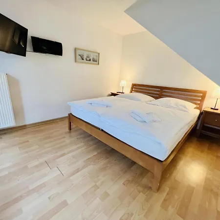 Wintergarten-maisonette, Warnemuende Lejlighed *